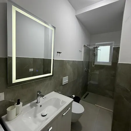 Prime Tirana